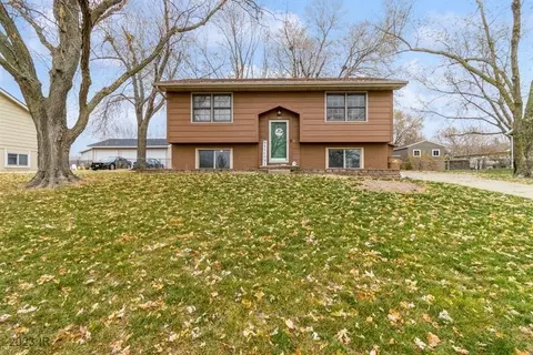 517 Adams St, Polk City, IA 50226