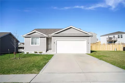 1628 25th Ave SW, Altoona, IA 50009