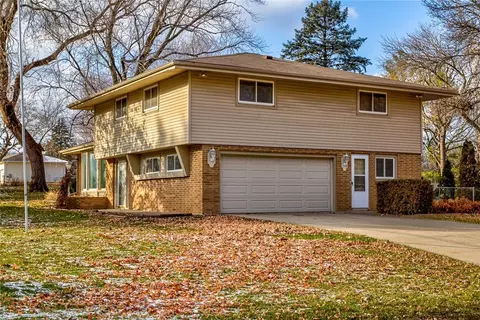 510 Highview St, Nevada, IA 50201