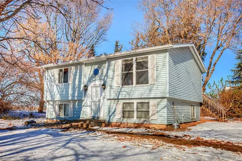 10237 95th Ave, Indianola, IA 50125