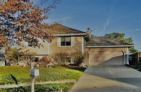 1105 SE Chaparal Dr, Ankeny, IA 50021