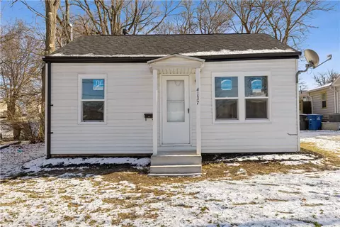4137 57th St, Des Moines, IA 50310