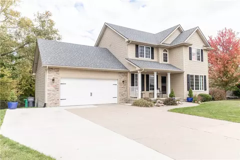 2907 SW Applewood St, Ankeny, IA 50023