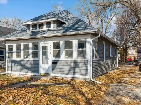 2450 E Grand Ave, Des Moines, IA 50317