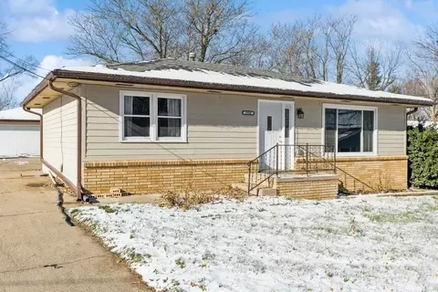 2800 NE 51st Ct, Des Moines, IA 50317