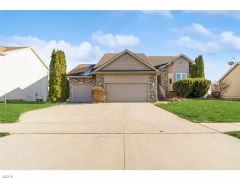 1203 NW Rolling Rock Rd, Ankeny, IA 50023