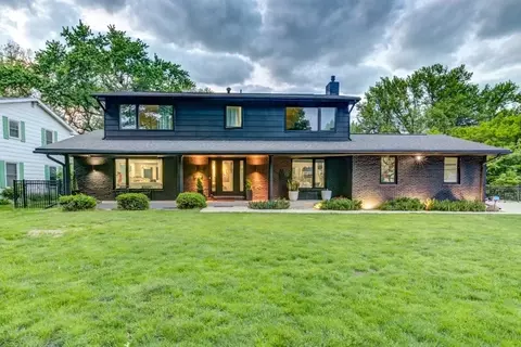 2909 Woodland Ave, West Des Moines, IA 50266
