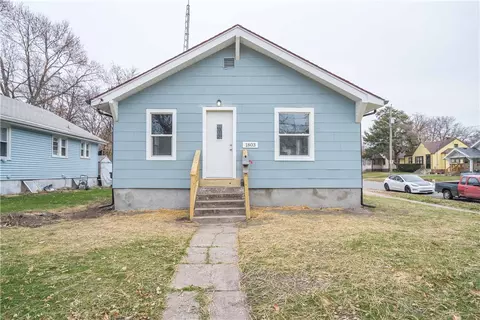 1803 E 14th St, Des Moines, IA 50316