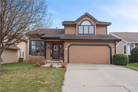 901 SE Chaparal Dr, Ankeny, IA 50021