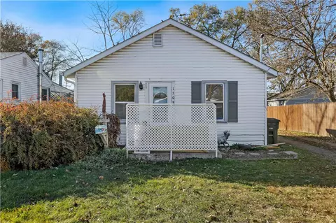 1508 E 21st St, Des Moines, IA 50317