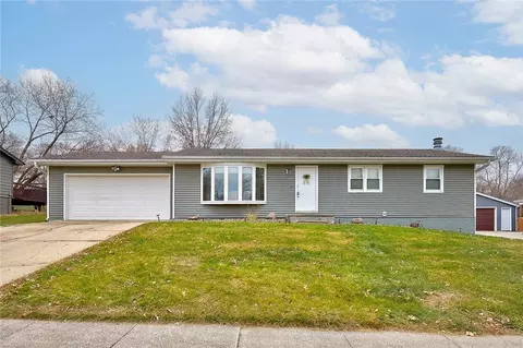 1511 W Boston Ave, Indianola, IA 50125