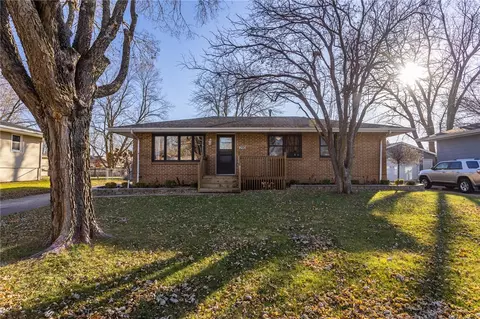 290 Waukee Ave, Waukee, IA 50263