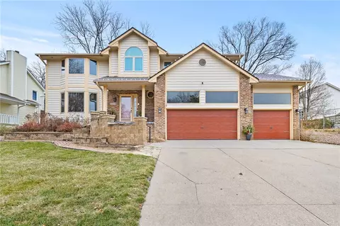 3519 SW 33rd St, Des Moines, IA 50321