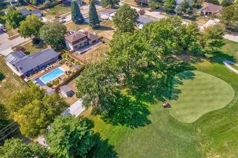 508 W Orchard Ave, Indianola, IA 50125