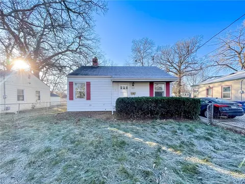 3100 Fleming Ave, Des Moines, IA 50310