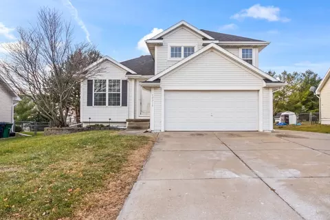 12316 Horton Ave, Urbandale, IA 50323