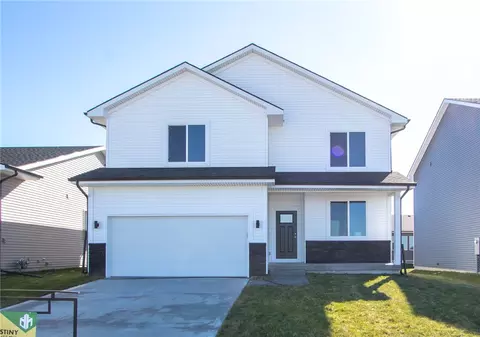 607 NE Oak Ridge Dr, Ankeny, IA 50023