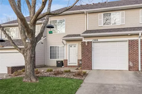 5221 Village Run Ave #1506, Des Moines, IA 50317