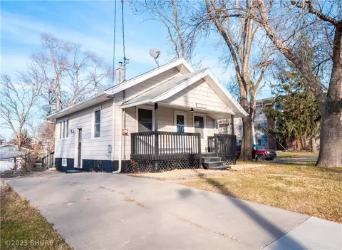 1001 Geil Ave, Des Moines, IA 50315