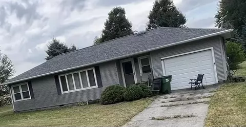 506 2nd St, Pilot Mound, IA 50223