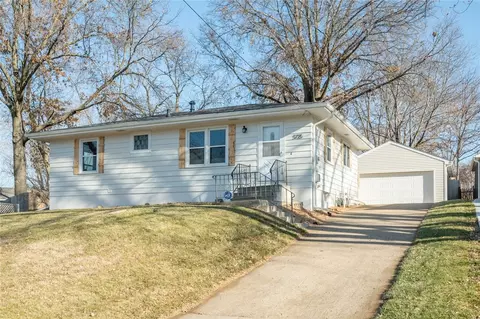 5725 SE 5th St, Des Moines, IA 50315