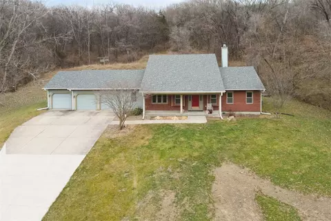 27280 Wildwood Dr, Adel, IA 50003