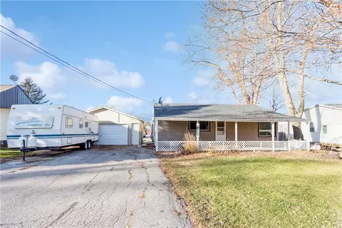721 Jackson St, Norwalk, IA 50211