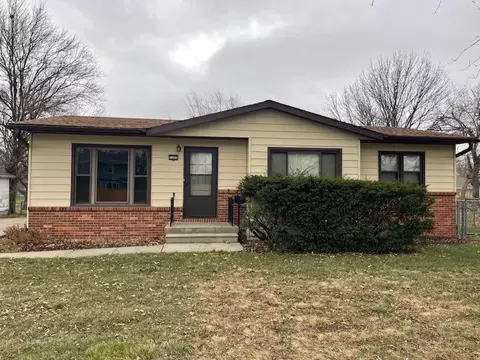1505 W 1st St, Ankeny, IA 50023