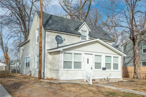 1626 E Walnut St, Des Moines, IA 50316