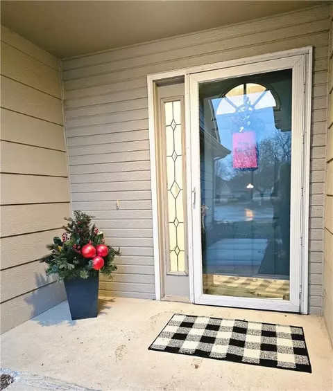 3305 Ep True Pkwy #401, West Des Moines, IA 50265
