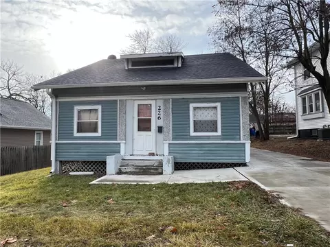 226 Franklin Ave, Des Moines, IA 50314