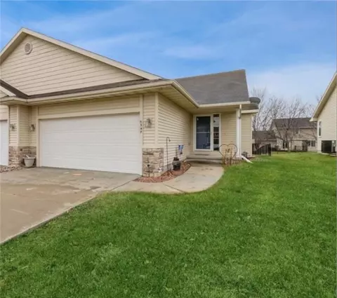 547 SW 46th St, Ankeny, IA 50023