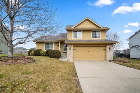 3906 NW 4th St, Ankeny, IA 50023