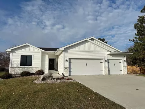 517 S Delaware St, Boone, IA 50036