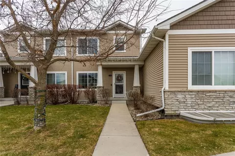 1156 SE Williams Ct, Waukee, IA 50263