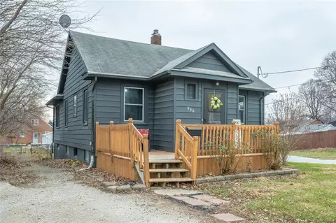 936 Rose Ave, Des Moines, IA 50315