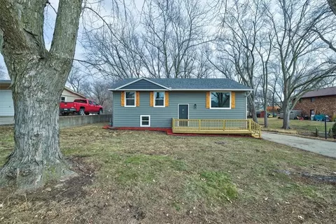 413 SE Jacob St, Grimes, IA 50111