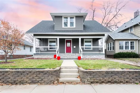 866 40th St, Des Moines, IA 50312