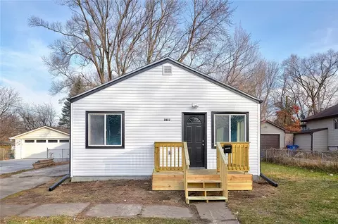 3627 Columbia St, Des Moines, IA 50313