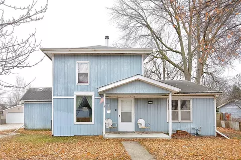 1504 Cherry St, Dallas Center, IA 50063