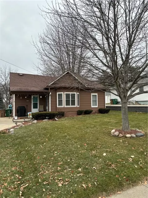 611 Main St, Norwalk, IA 50211