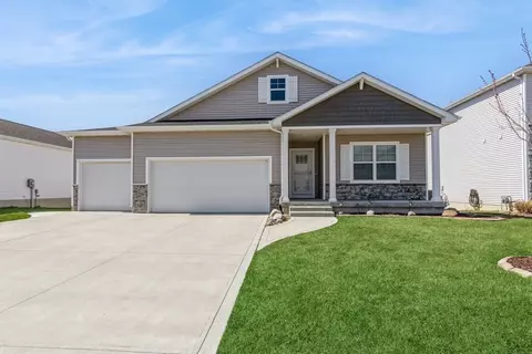 2828 13th Ave SE, Altoona, IA 50009