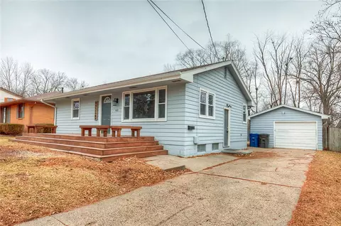 611 Maish Ave, Des Moines, IA 50315