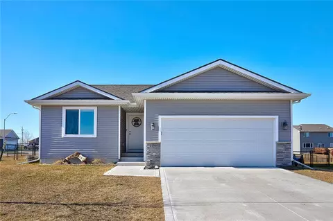 106 NE Monroe Ave, Elkhart, IA 50073