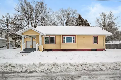 215 E 23rd St, Des Moines, IA 50317