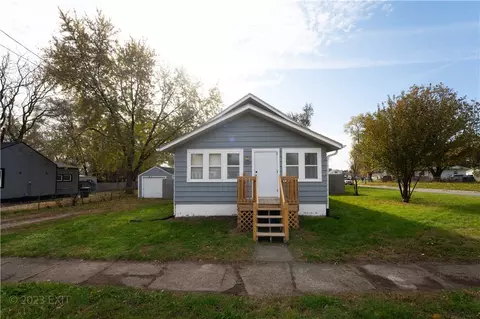 2535 Garfield Ave, Des Moines, IA 50317