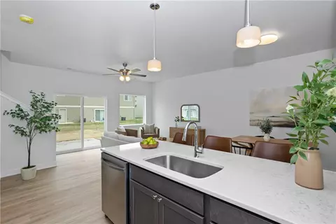 267 NW Waverly Dr, Waukee, IA 50263