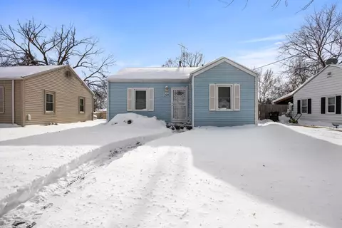 525 Morton Ave, Des Moines, IA 50313