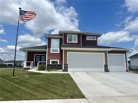 237 Cedar Dr, Gilbert, IA 50105