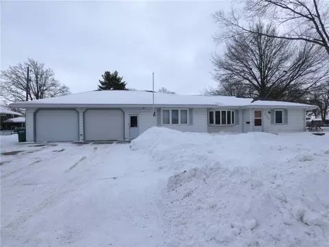 306 S Norris St, Prairie City, IA 50228